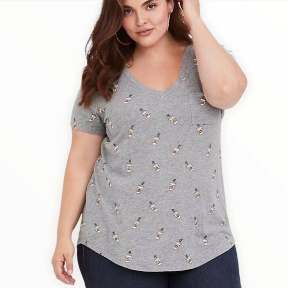 Torrid Pumpkin Spice Latte Grey Vneck Shirt - Size 5.